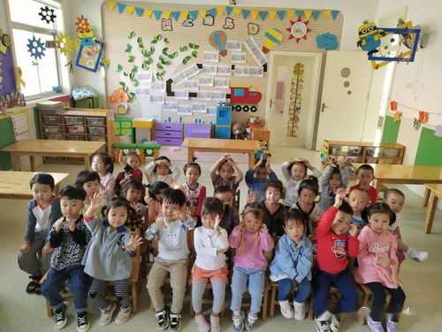 童心贺双节，家国共团圆——韦园幼儿园小班级部开展迎中秋庆国庆主题活动